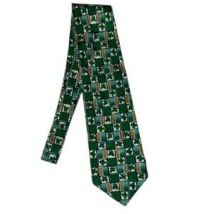 Hallmark NovelTies 100% silk tie. St. Patrick’s Day theme. 4 leaf clover design.